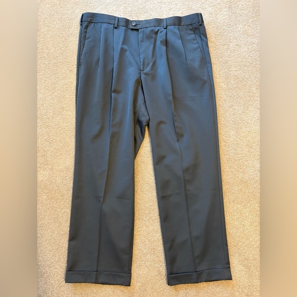 Dockers Premium Pleated Relaxed Fit Cuffed Dark Gray Mens Dress Pants 40x30 - Picture 9 of 11